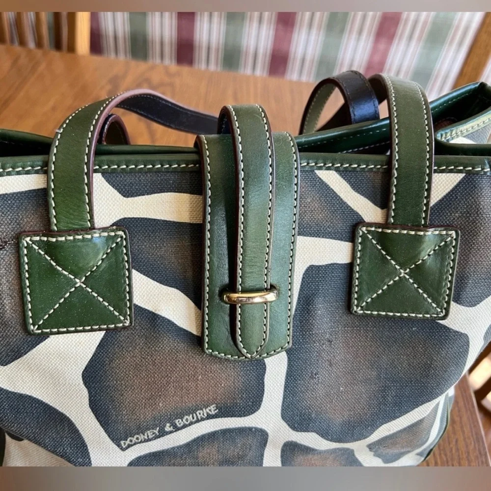 GUC Vintage Safari Collection Dooney and Bourke Bag
